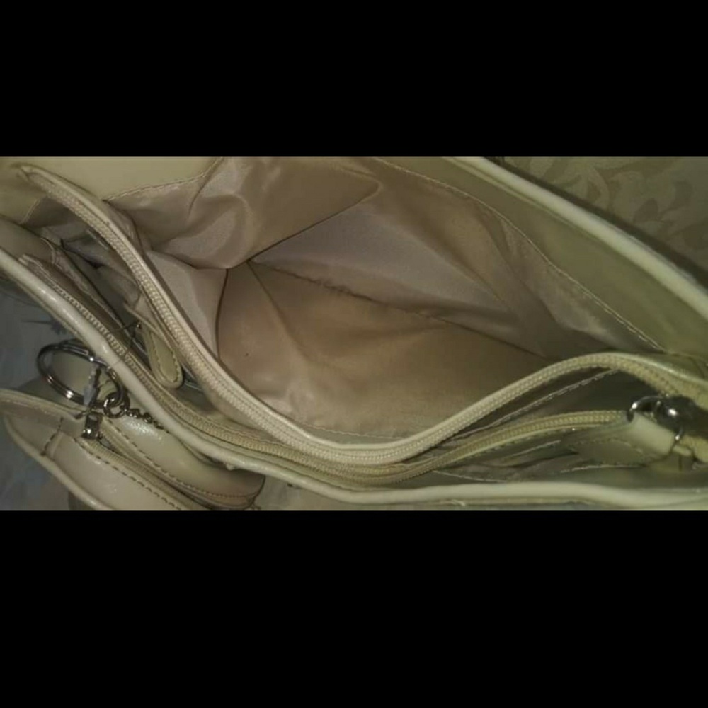 Nwt Croft And Barrow - image 3